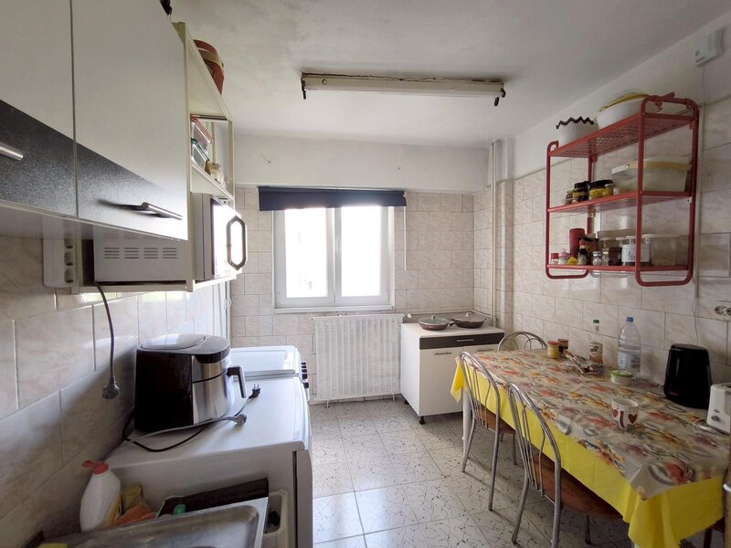 Militari Lujerului Virtutii apartament 3 camere 2 bai, 78 mp, bloc 1988